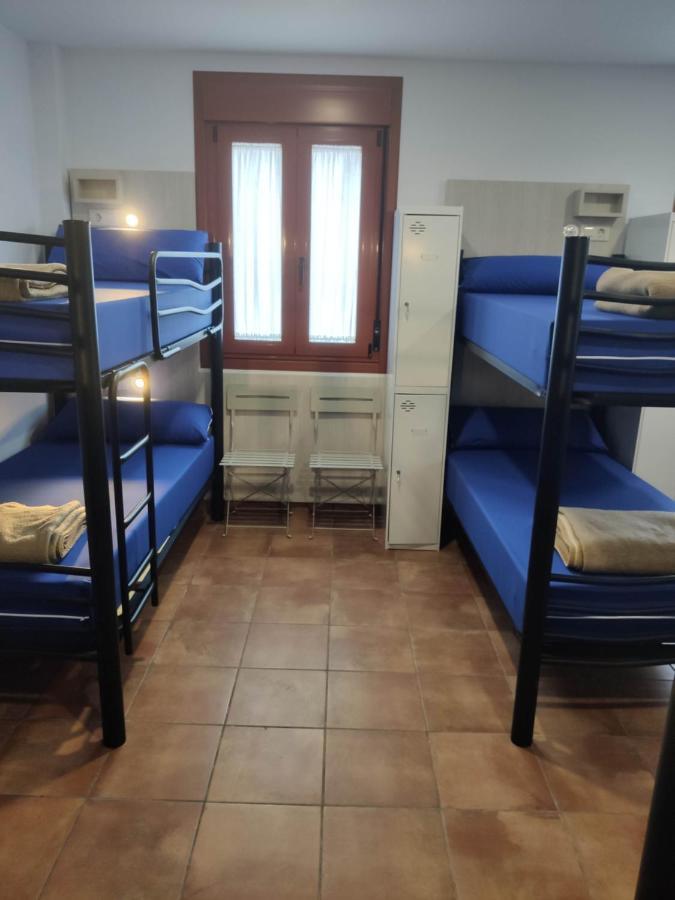 Mirador De Ribadiso Hostel อาร์ซูอา ภายนอก รูปภาพ